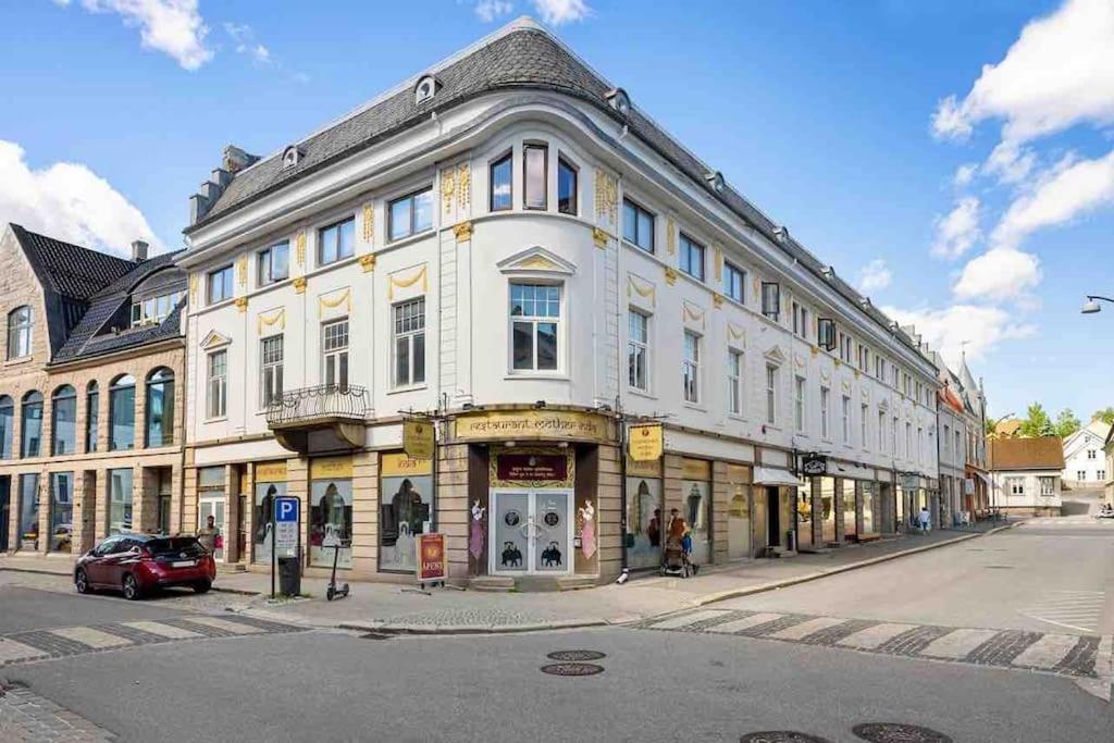 Moderne Leilighet Midt I Sentrum Av Fredrikstad Dış mekan fotoğraf